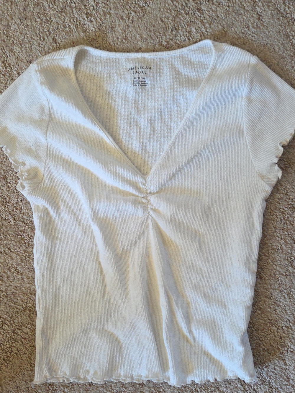 American Eagle Outfitters White Ribbed V-Neck Short Sleeve Tee with Ruched Front